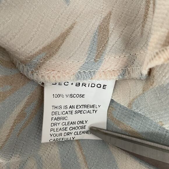 Bec Bridge Stella Maxi Dress Satin V Neck Open Back Beige Blue Floral Print 6 US - Picture 10 of 16